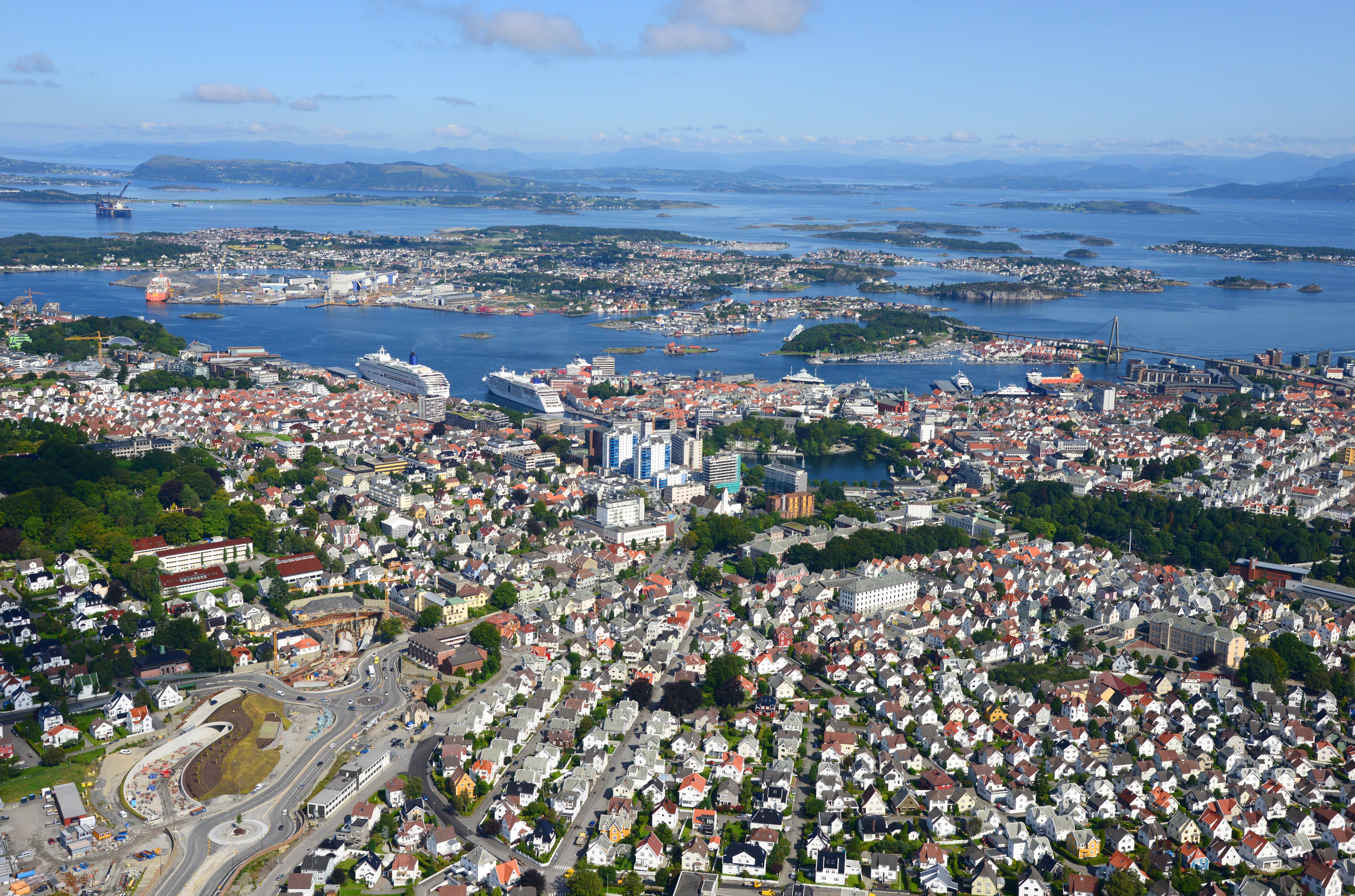 Flyfoto Stavanger. Foto: Harald M. Valderhaug