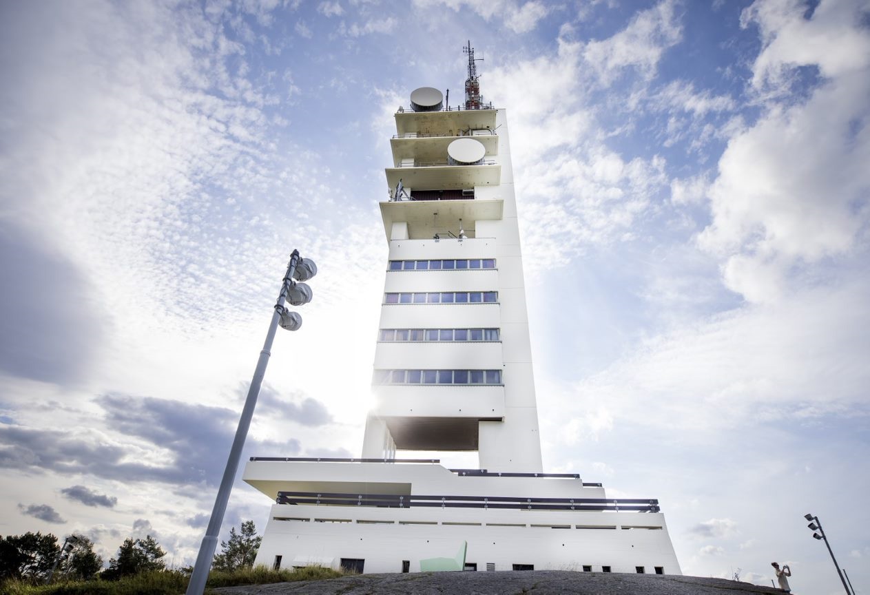 Ullandhaugtårnet sett nedenfra