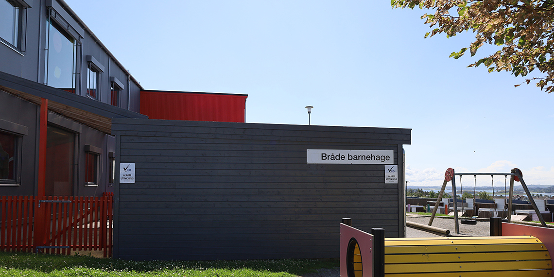Barnehagebygget med uteområde