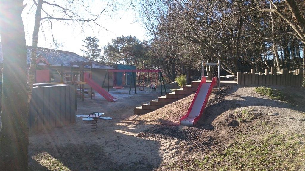 Mjughaugskogen barnehage lekeplass Mjughaugskogen barnehage, lekeplass, jpg