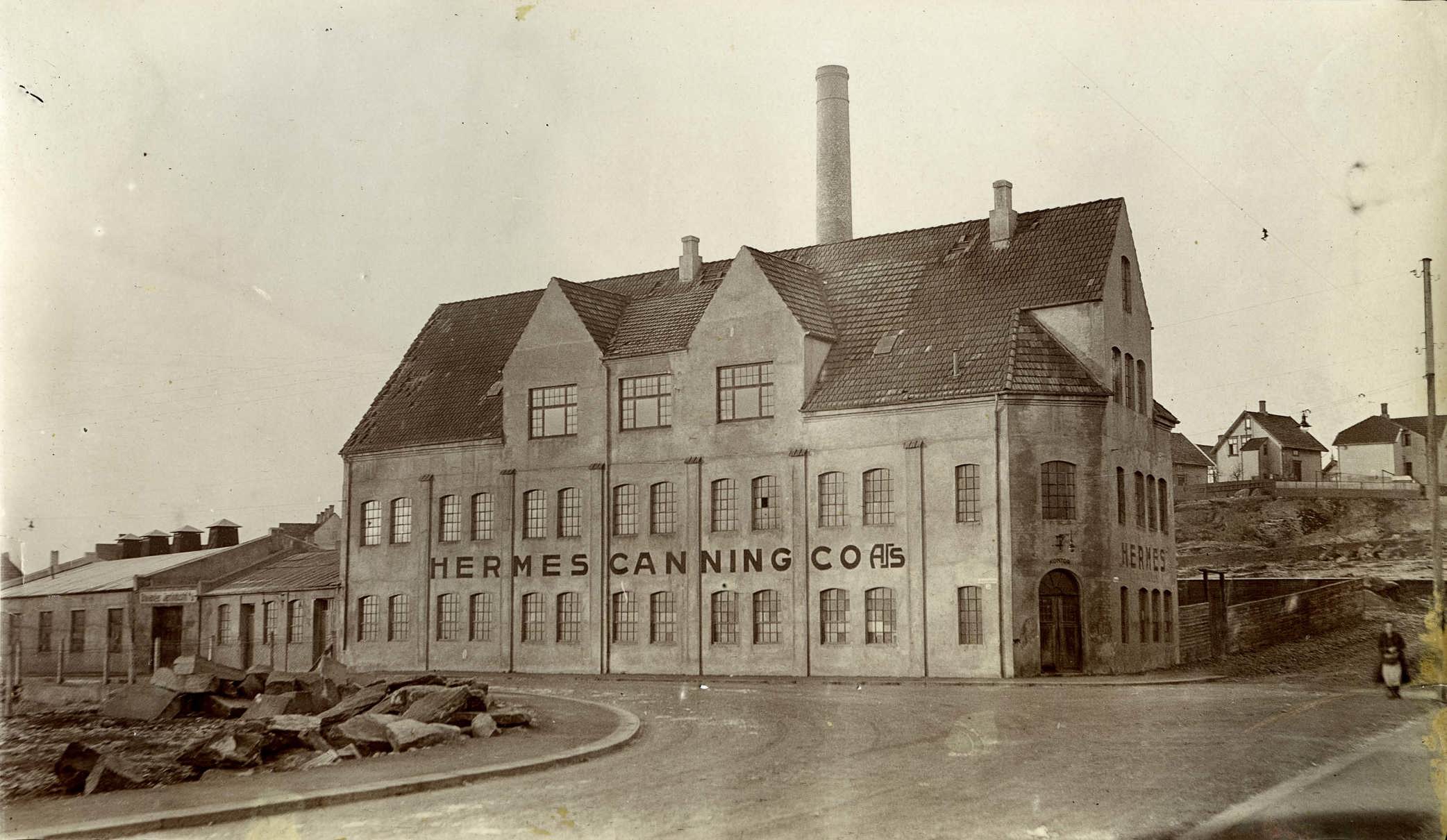 Tønnes Sandstøls samling, Stavanger byarkiv Et gammelt bilde at hermetikkfabrikken Hermes Canning AS