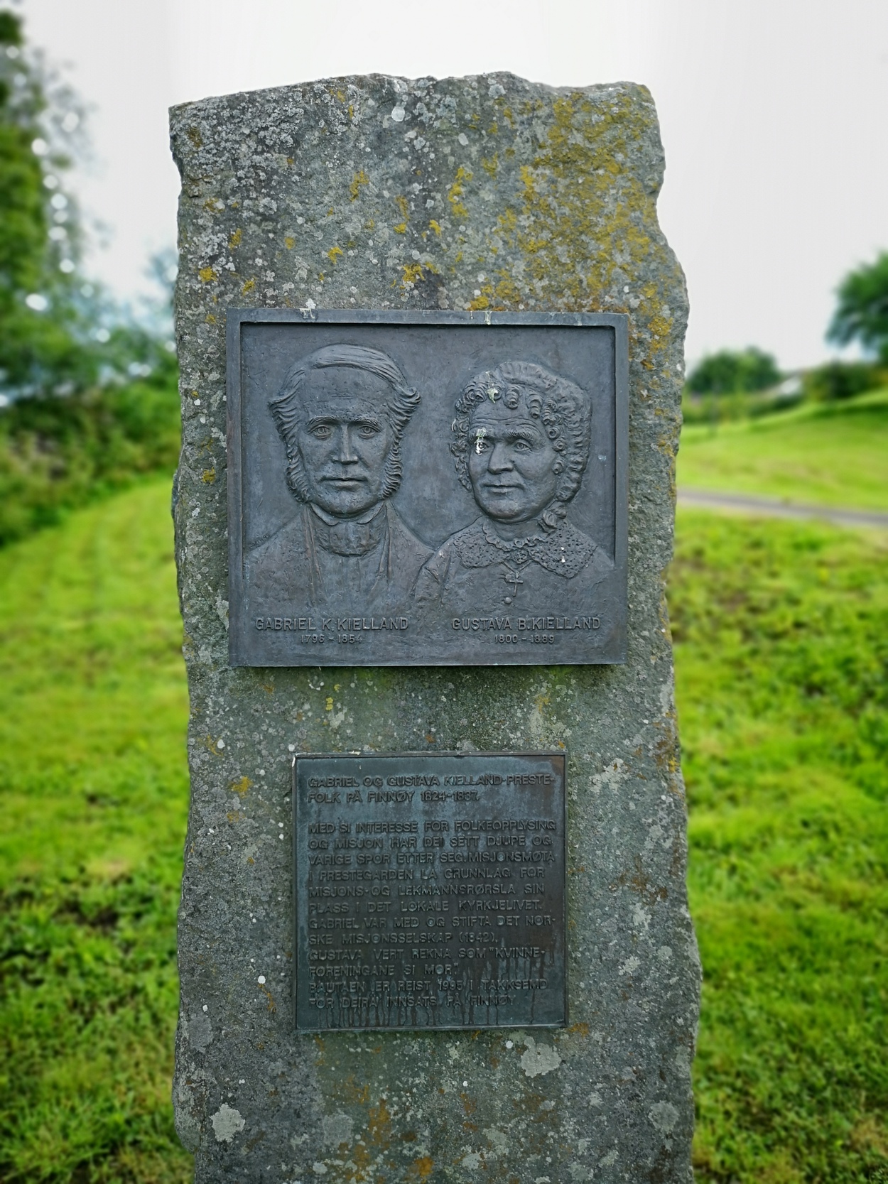 Minnestein