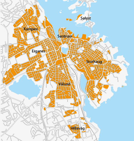 Trehusbyen er merket med oransje farge.