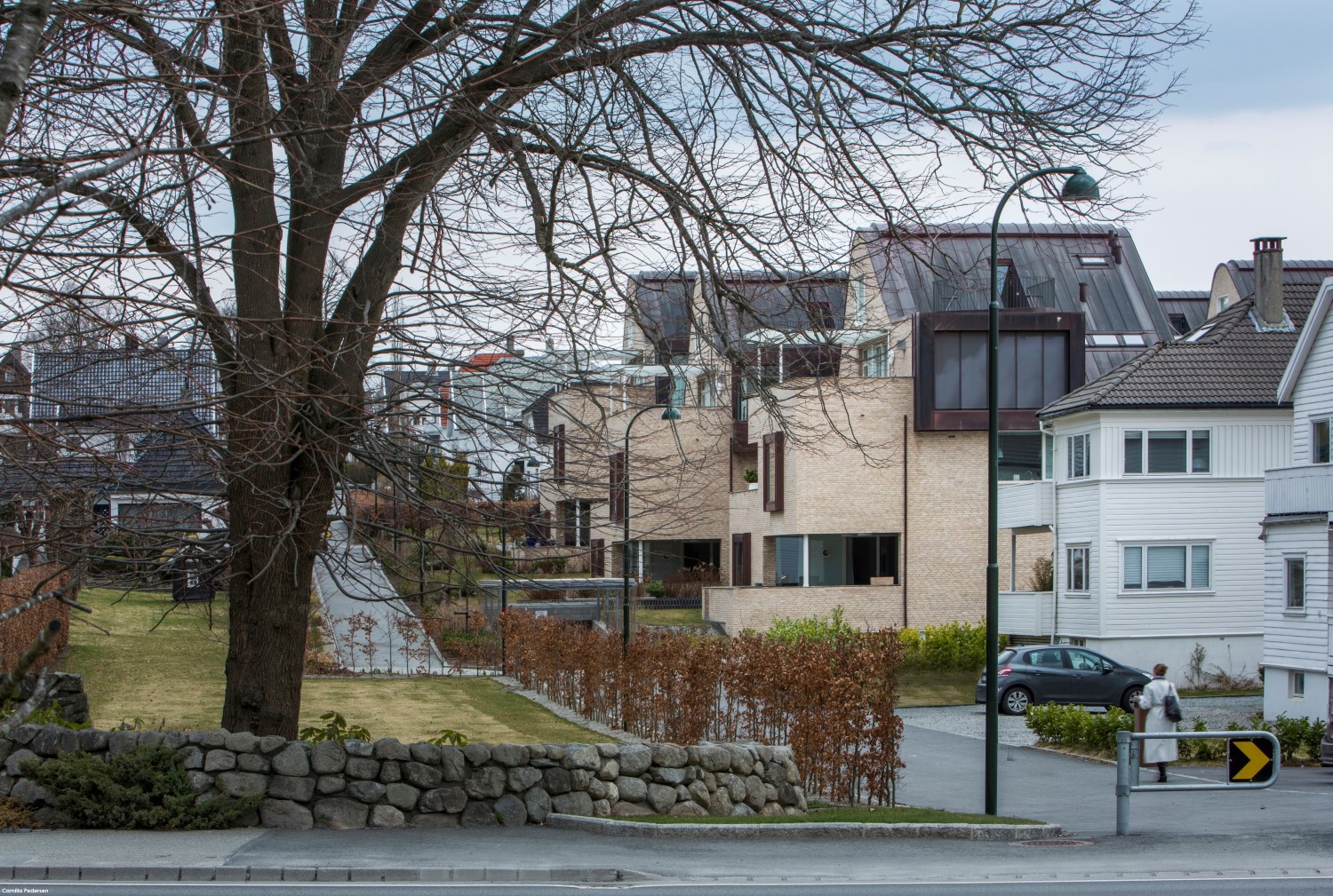 Haga og Grov, Holmegenes
