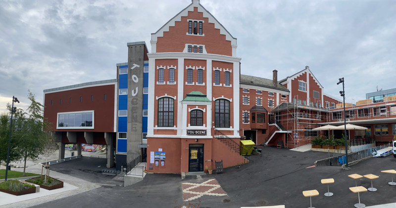 Fasaden på Tou. Foto: Per Arne Alstad.