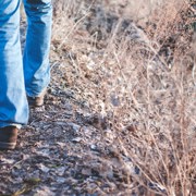 Bilde av en som går tur