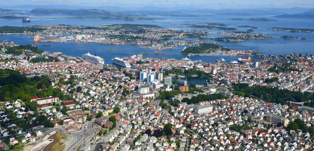 Flyfoto Stavanger. Foto: Harald M. Valderhaug