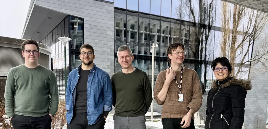 Forsket på Stavanger 2025, våren 2024: Preben Idsø masterstudent UiS, Igor Miorov masterstudent VID,  Anders Vassenden veileder UiS, Stian Kristensen  rådgiver Stavanger 2025 og Bita Nakhaei masterstudent VID.  Våren 2024: Preben Idsø masterstudent UiS, Igor Miorov masterstudent VID,  Anders Vassenden veileder UiS, Stian Kristensen  rådgiver Stavanger 2025 og Bita Nakhaei masterstudent VID.