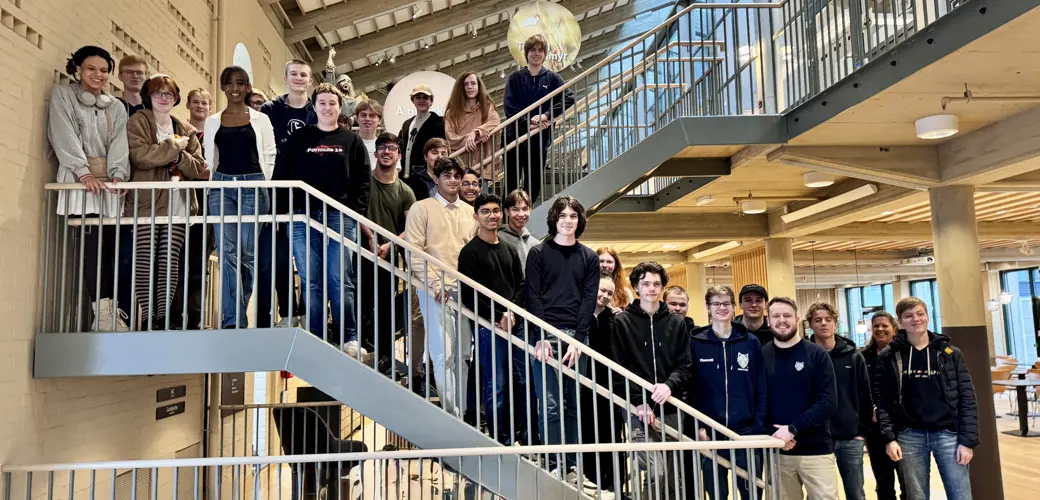 18 lag deltar i konkurransen Domkirken i piksler