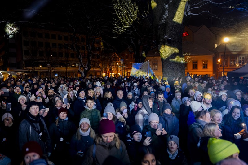 Masse folk i Byparken under programslippet!