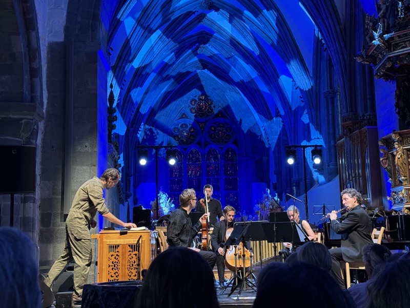 Rational Music For An Irrational World  spilles i domkirken 