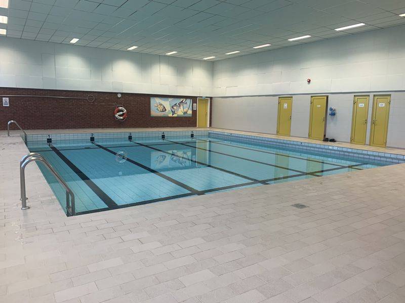 Bassenget på Finnøy sentralskule