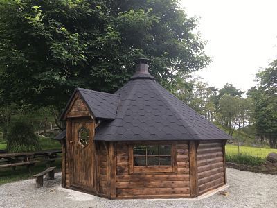 Viser bilde av en grillhytte