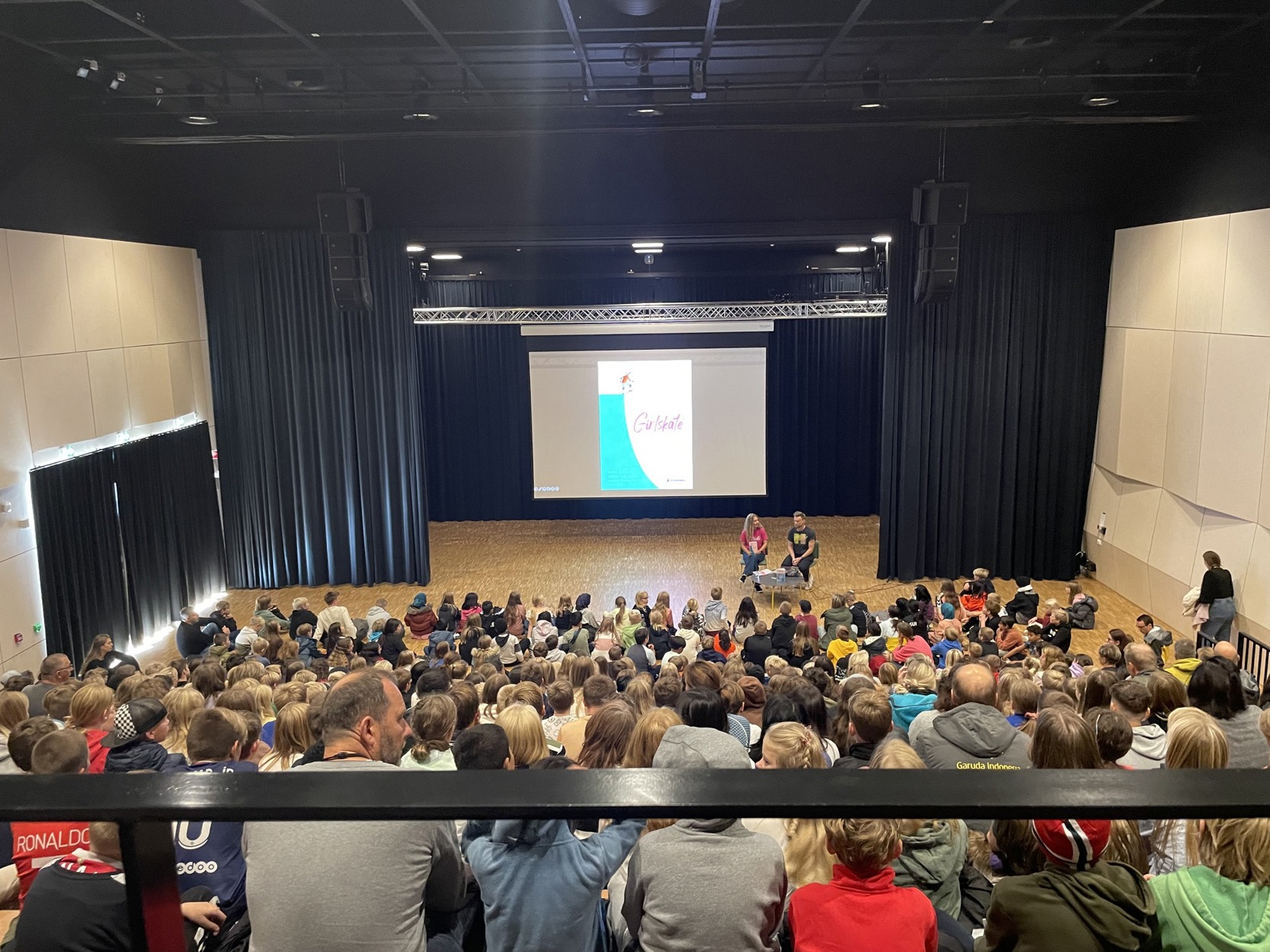 Storsalen i bydelshuset