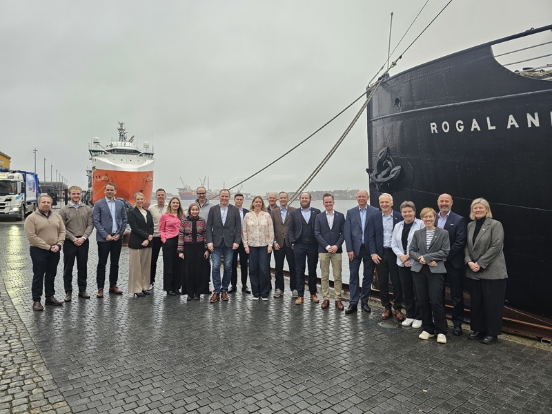 Gruppebilde på havnen i Stavanger.