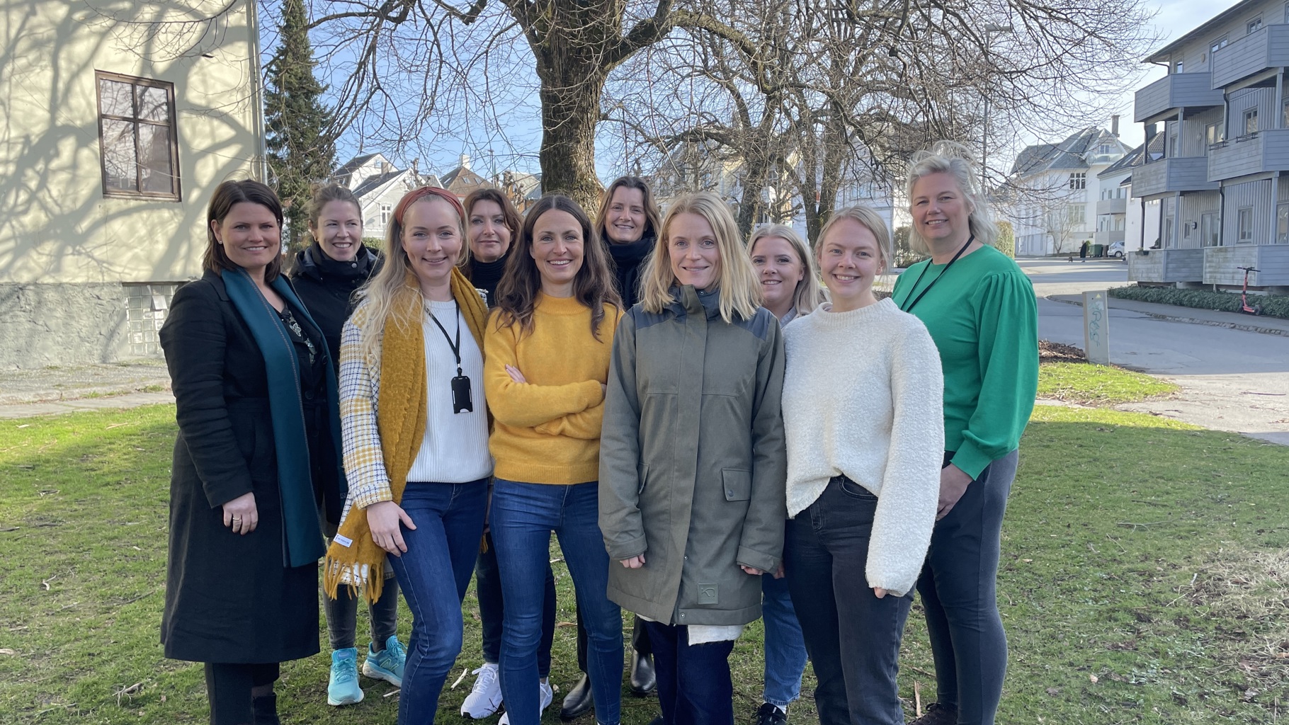 Bak t.v: Lillian Nisja Lundeby, Grethe Hadland, Tone Elin Simonsen Viste, Mette Larsen, Erika Skår, Sissel B Fuglestad,
Foran t.v: Susanne Larssen, Eli Fjeld Falnes, Sissel Kleppa, Therese Lie Helseteam for flyktninger i Stavanger
