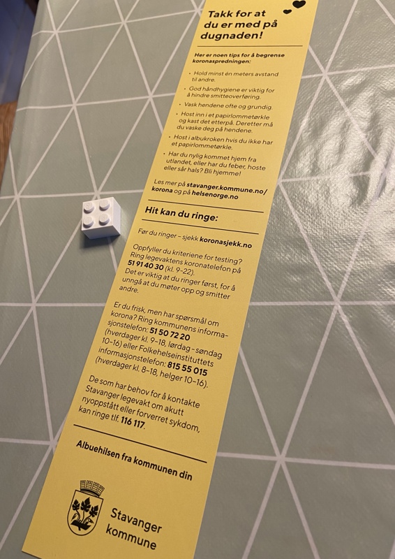 Velkjent form - nytt innhold. Nå skal trafikkbetjentene informere innbyggerne om koronasmitte. 