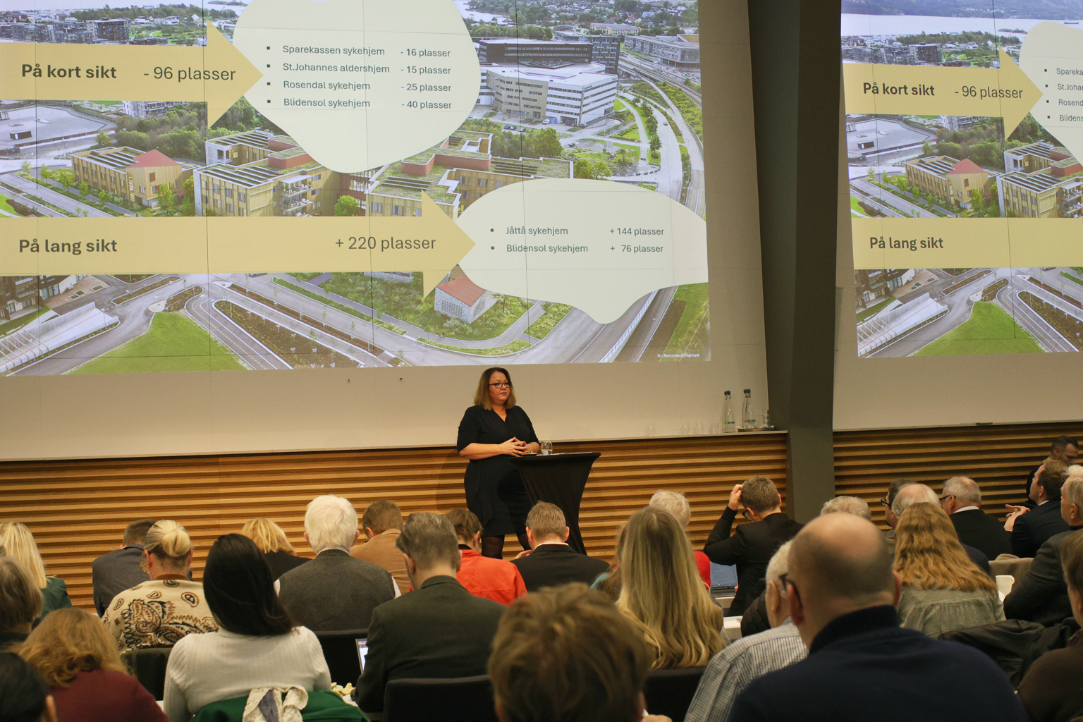 Helse- og velferdsdirektør Stina Løkke, under presentasjonen av Handlings- og økonomiplan 2026 -2029. Stina Løkke