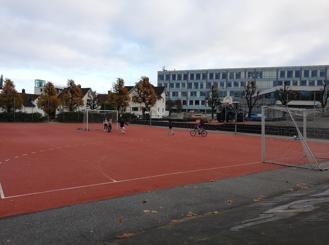 fotballbanen på Kjelvene