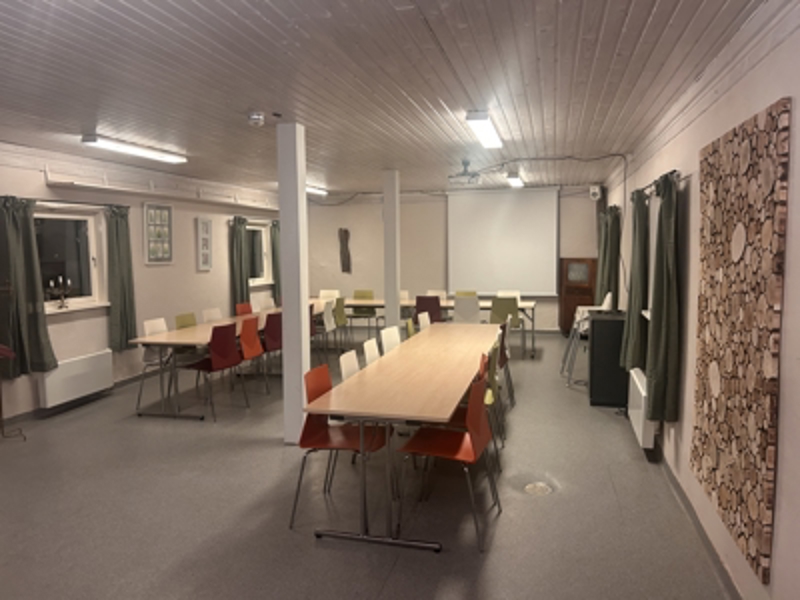 Viser bilde av utleielokalet på Gausel fritidsgård