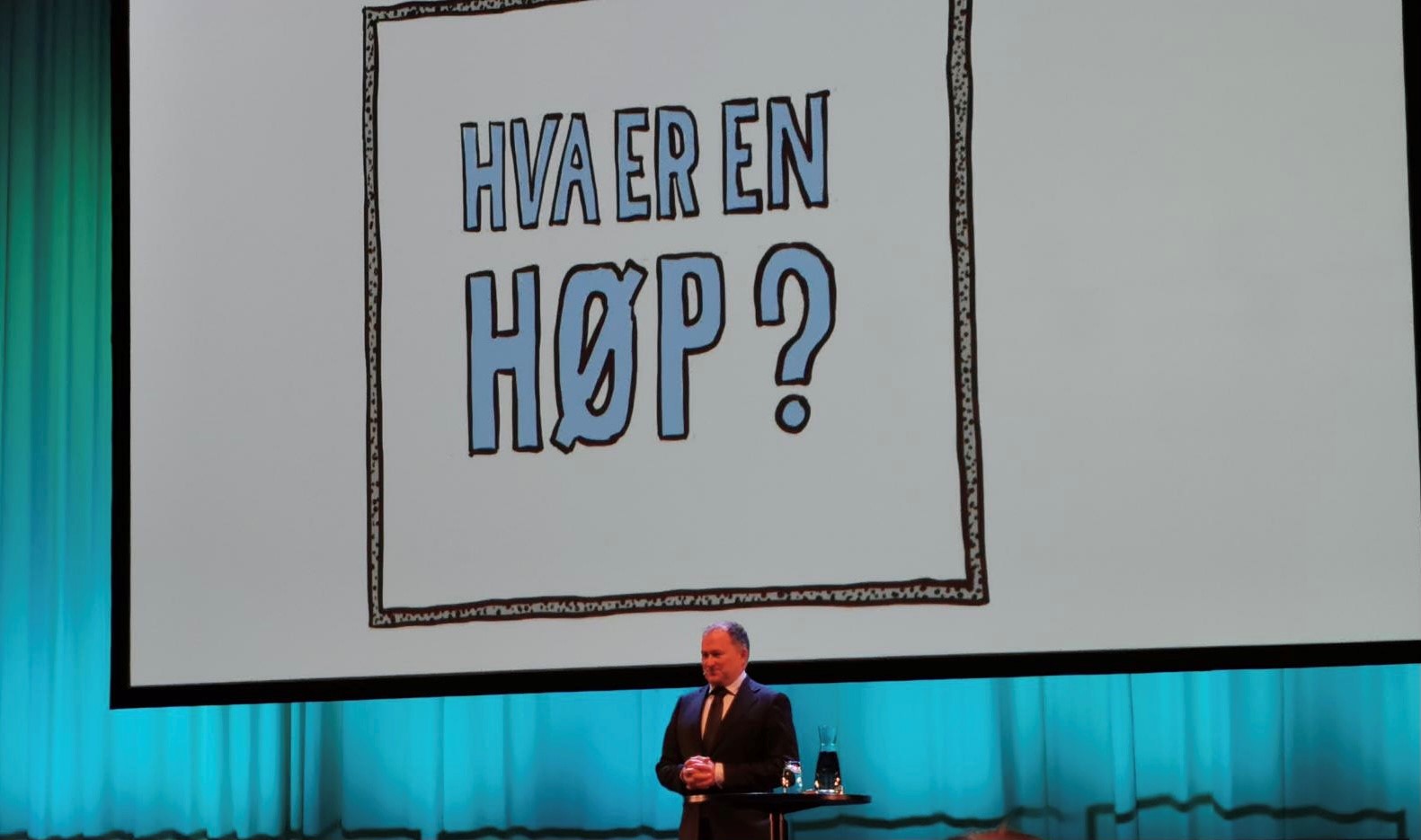 Kommunedirektør presenterte handlings- og økonomiplanen i Stavanger konserthus 23.10.2020.