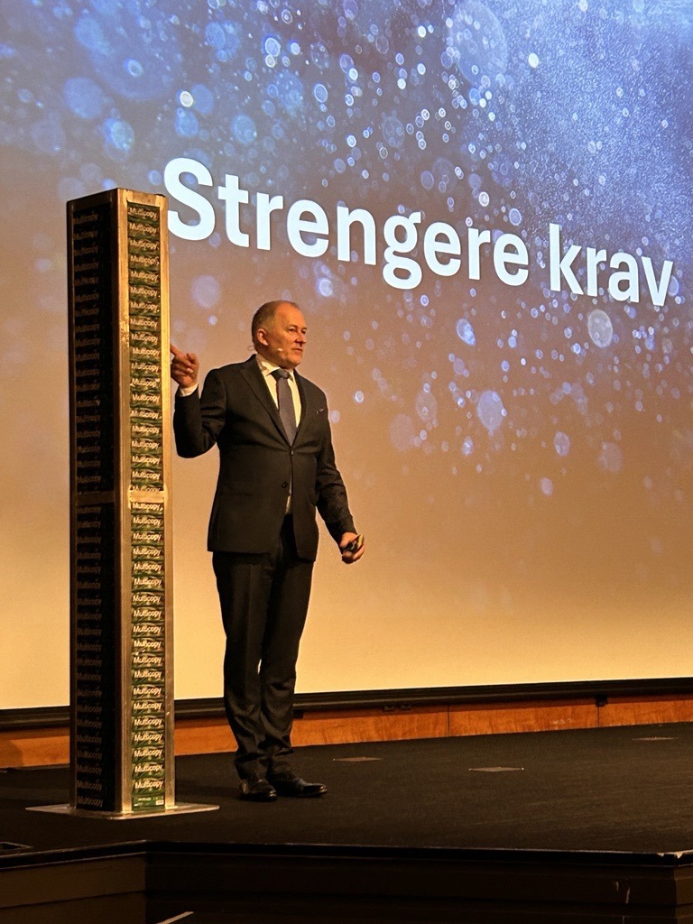 Per Kristian Vareide presenterte forslag til handlings- og økonomiplan 25. oktober. Per Kristian Vareide presenterte forslag til handlings- og økonomiplan 25. oktober.