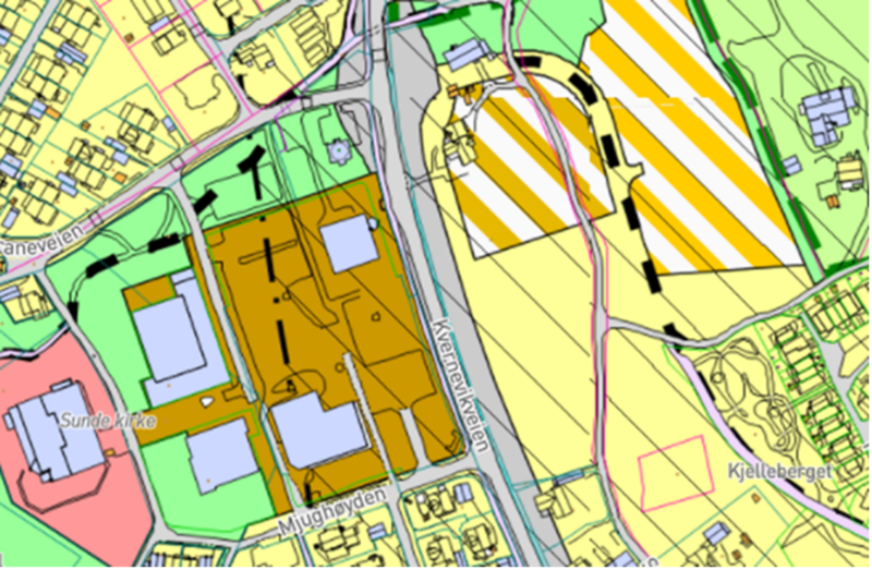 Her i kommuneplankartet ser vi at området øst for Kvernevikveien nå har fått gule og hvite striper, som betyr kombinert bebyggelse og anleggsformål.