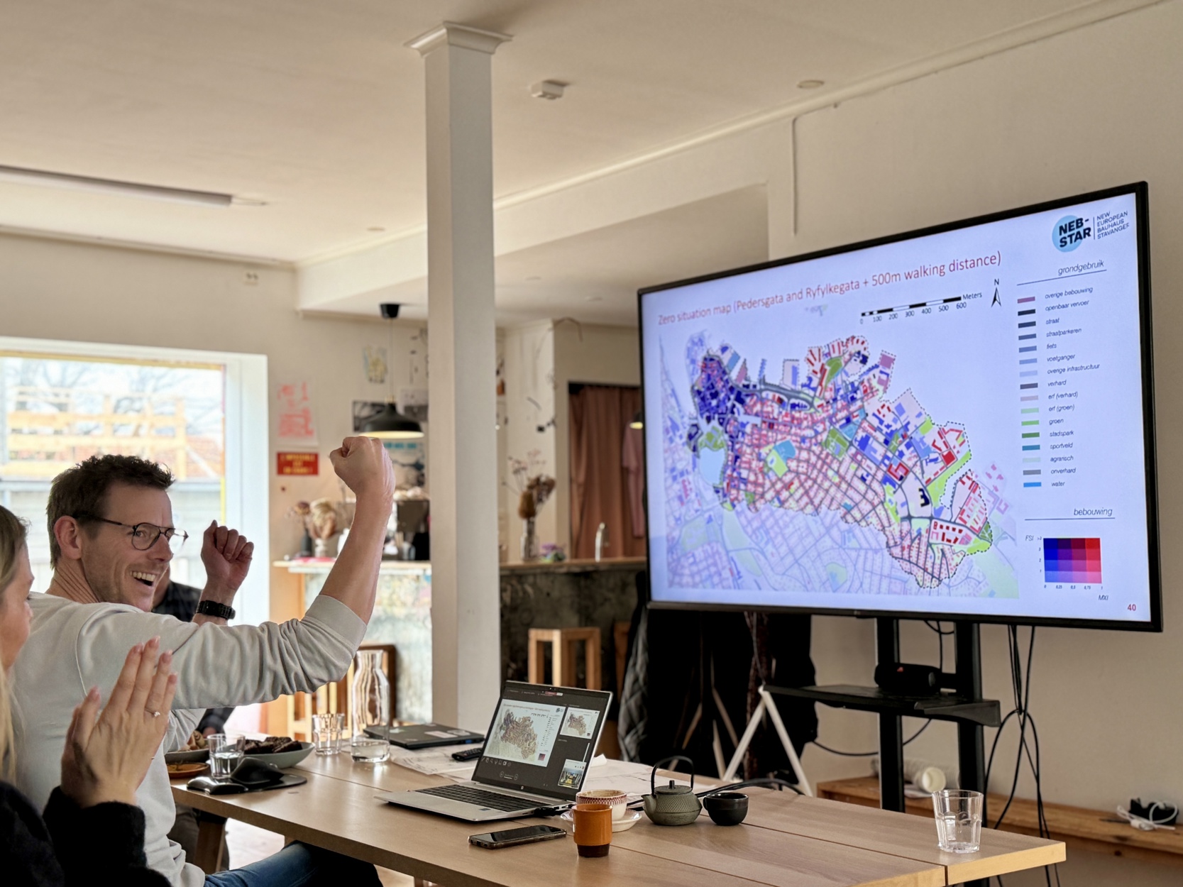 – Her har vi Stavangers første Barcode, jubler Gregor Van Lit, prosjektleder i Utrecht kommune.