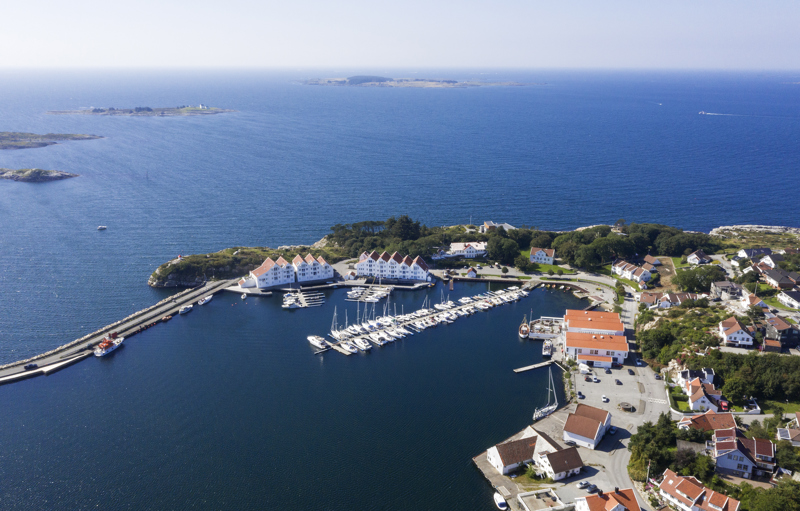 Flyfoto som viser Tananger havn.