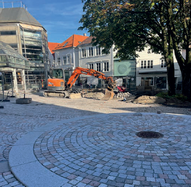 Gravemaskin på Arneageren